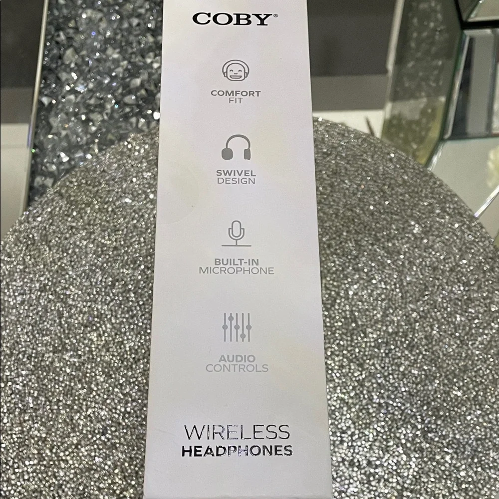 NWT Wireless High Performance Headphones - White